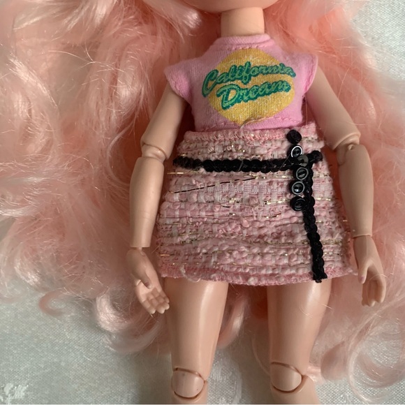 Rainbow High Bella Parker Fashion Doll MGA 2019 Pink Hair - Picture 3 of 10